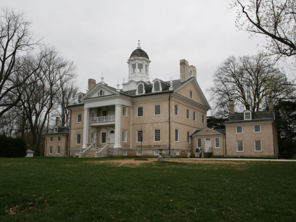 Hampton Mansion exterior.1383471358