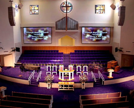 Triumph Baptist interior (2).1383471318